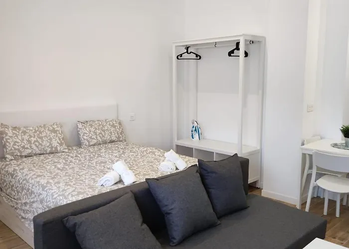 Manzanares Apartments